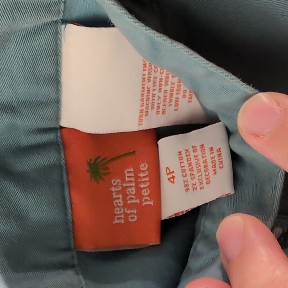 Hearts of Palm Petite Blue Capris - Picture 2 of 7